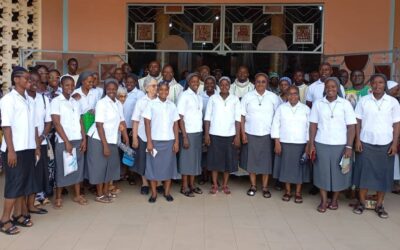 50 años de presencia de las Franciscanas Misioneras de la Madre del Divino Pastor en Benín