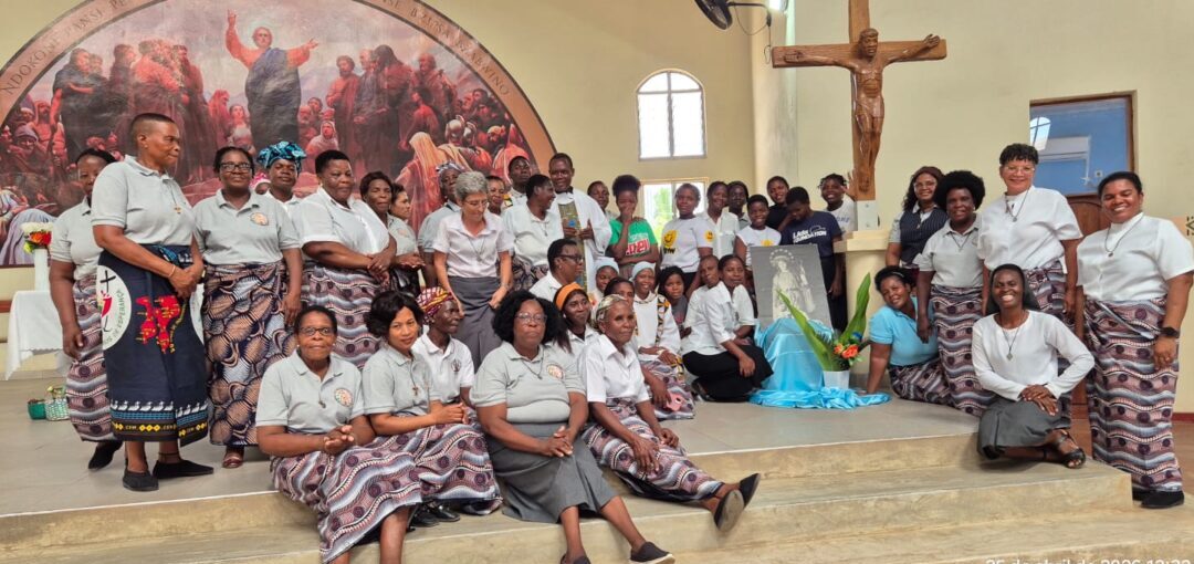 Celebración del día de la Divina Pastora en Mozambique